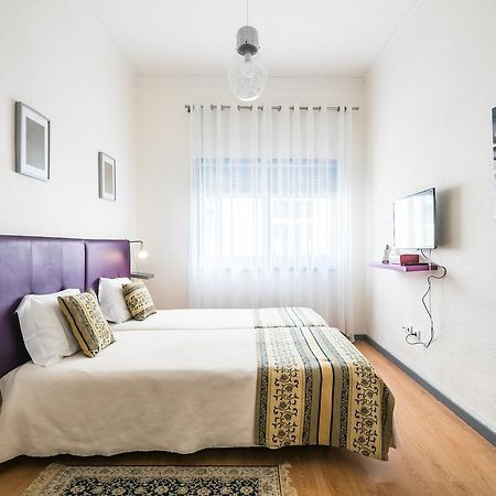 Apartamento Purple Room Porto Luaran gambar