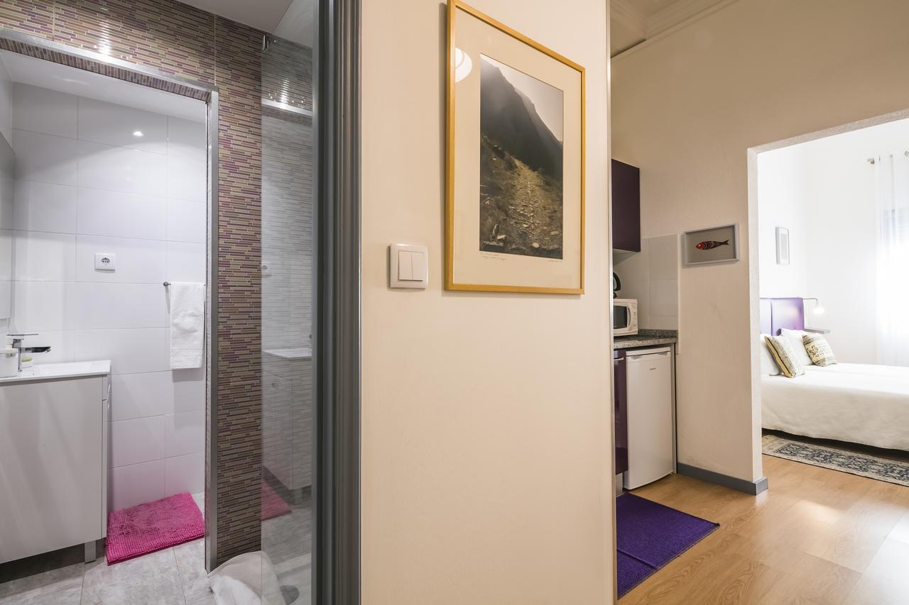 Apartamento Purple Room Porto Luaran gambar