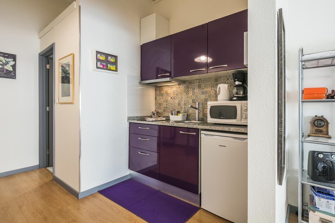 Apartamento Purple Room Porto Luaran gambar